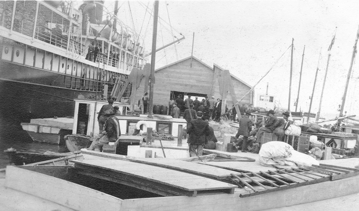 Порт Анкориджа, Аляска, США, 24 мая 1915 г.