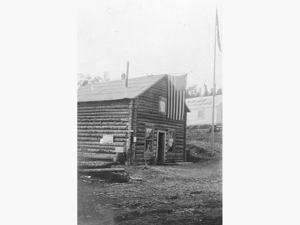 Тюрьма в День Независимости, Анкоридж, Аляска, США, 4 июля 1915 г.