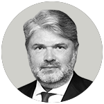 Роман Амбаров
