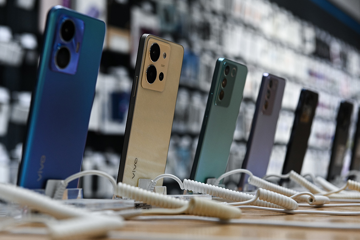 Минцифры отказалось от идеи платной регистрации смартфонов по IMEI